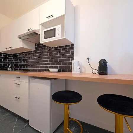 Modern Large Studio Apartment For 3 Parijs Buitenkant foto